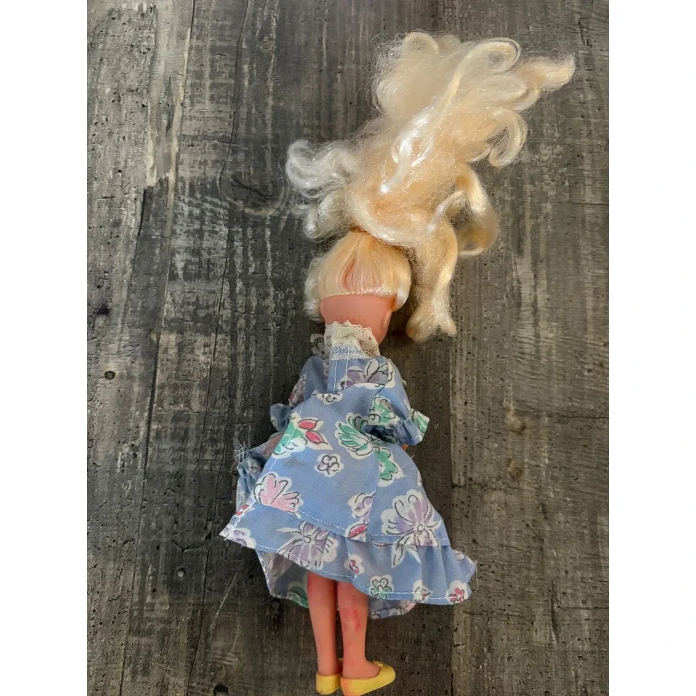 Vintage 1983 Creata Flower Girl Doll Blonde Green Eyes Floral Dress 7 Inch